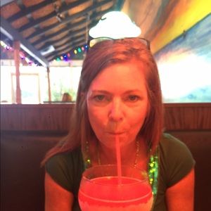 Meet your Posher, Rose